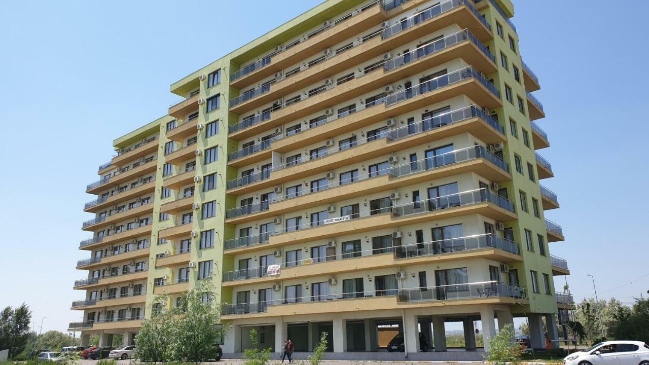 Acquablue Summerland Mamaia-Nord Exterior photo